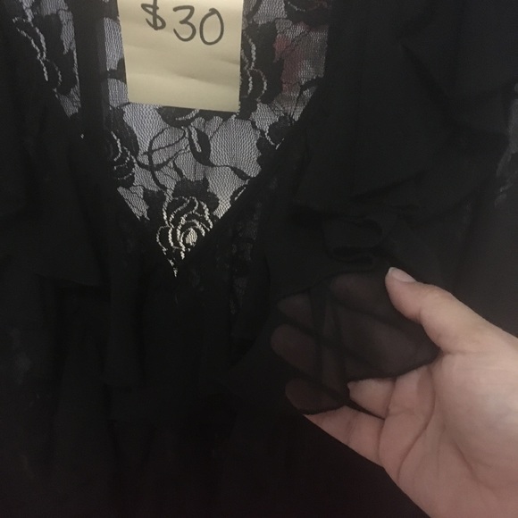 Ruffle blouse cardigan topper XL in black - Picture 3 of 4